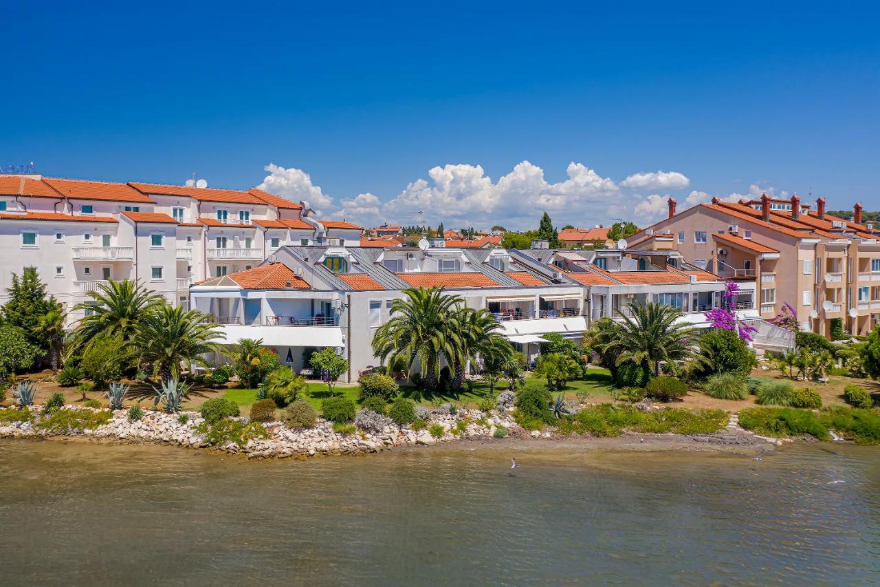 Apartments Villa Ana 메덜린 외부 사진