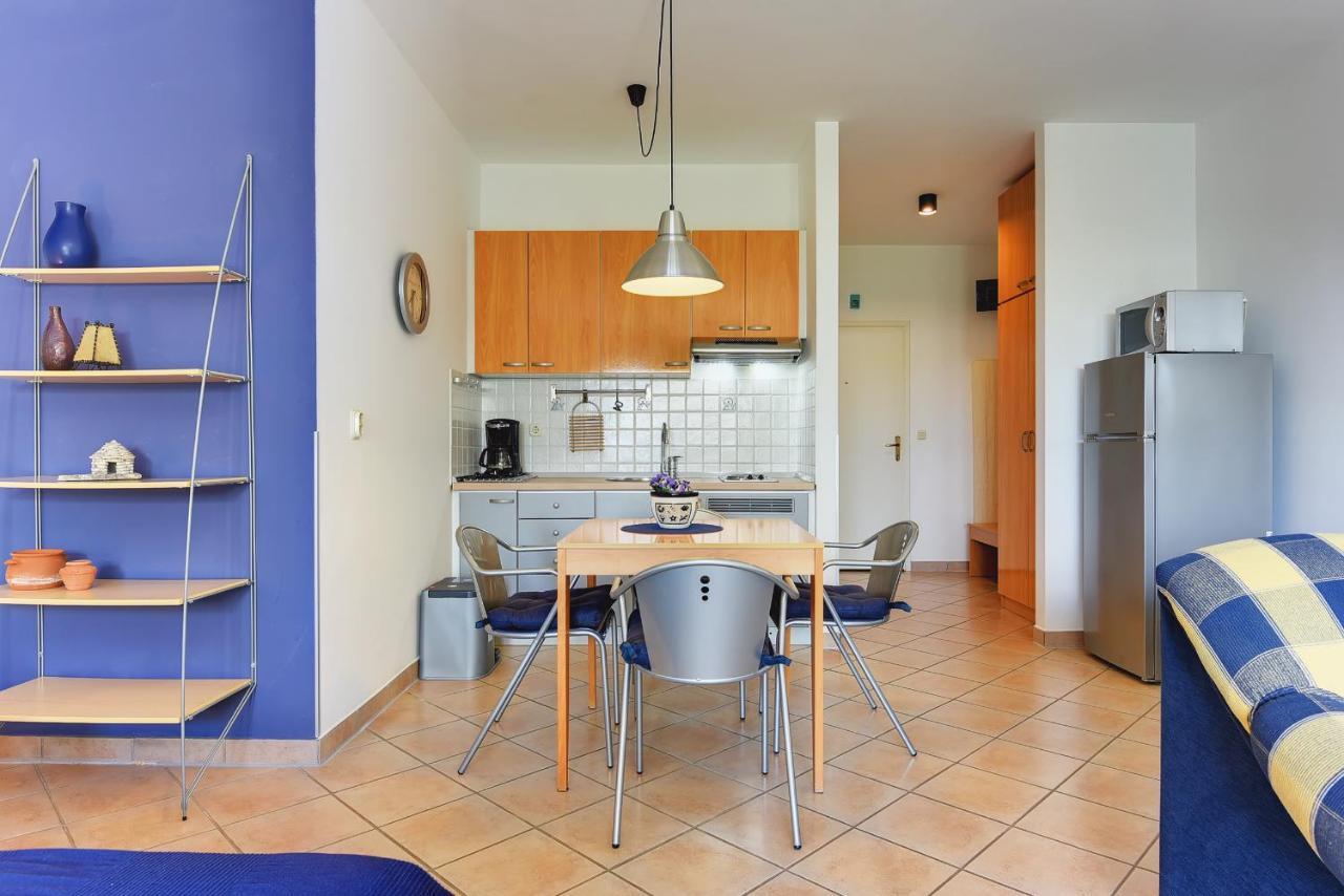 Apartments Villa Ana 메덜린 외부 사진