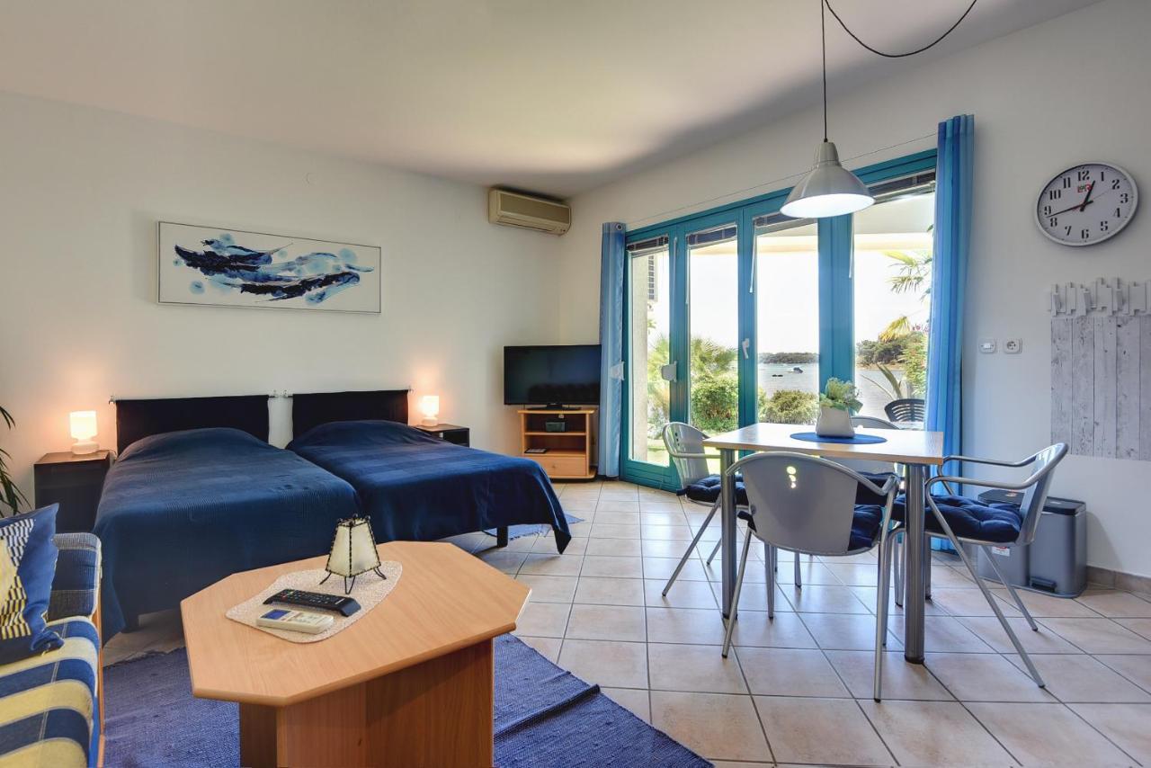Apartments Villa Ana 메덜린 외부 사진