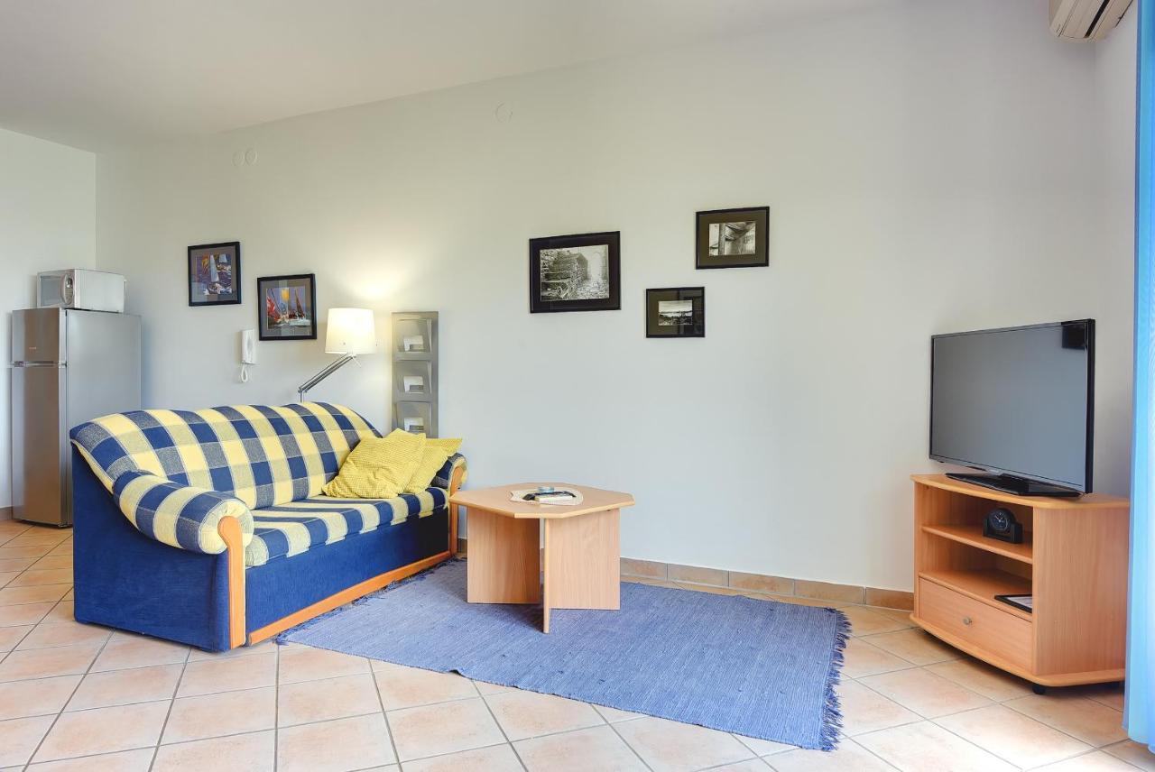 Apartments Villa Ana 메덜린 외부 사진