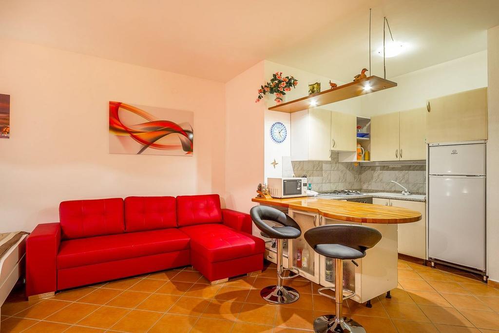 Apartments Villa Ana 메덜린 외부 사진