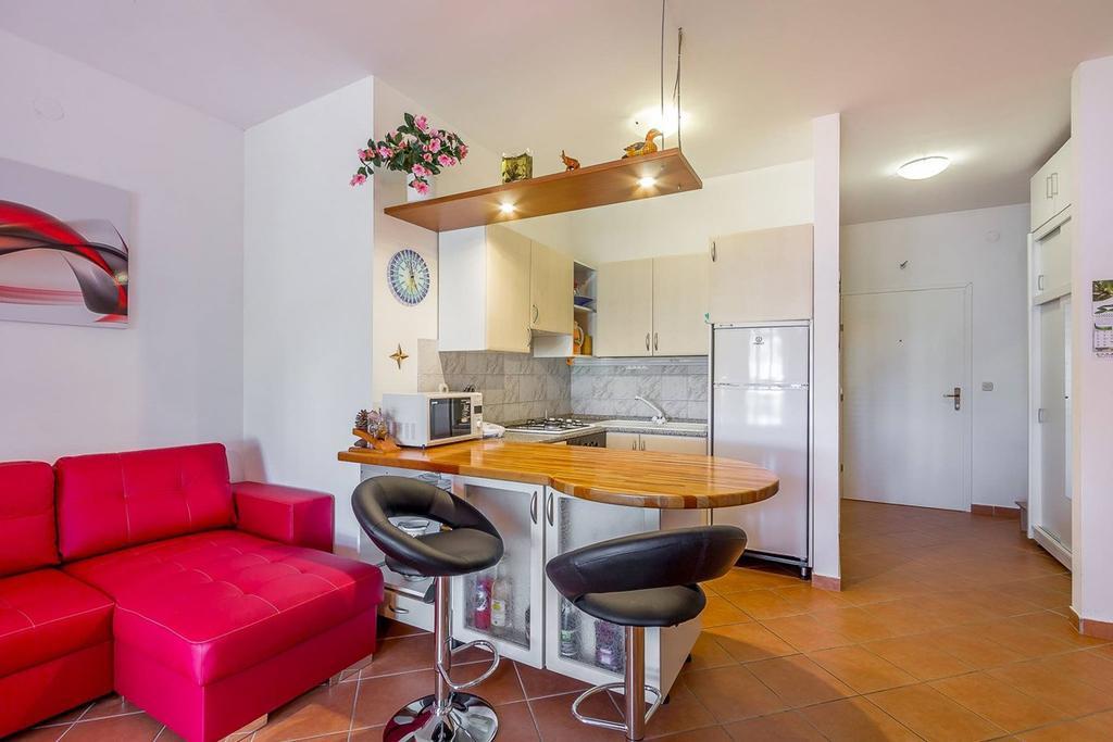 Apartments Villa Ana 메덜린 외부 사진