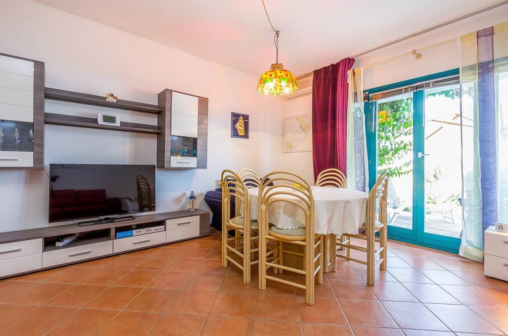 Apartments Villa Ana 메덜린 외부 사진