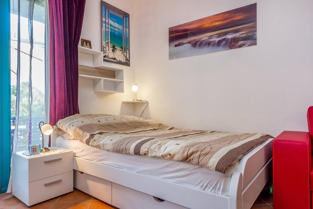Apartments Villa Ana 메덜린 외부 사진