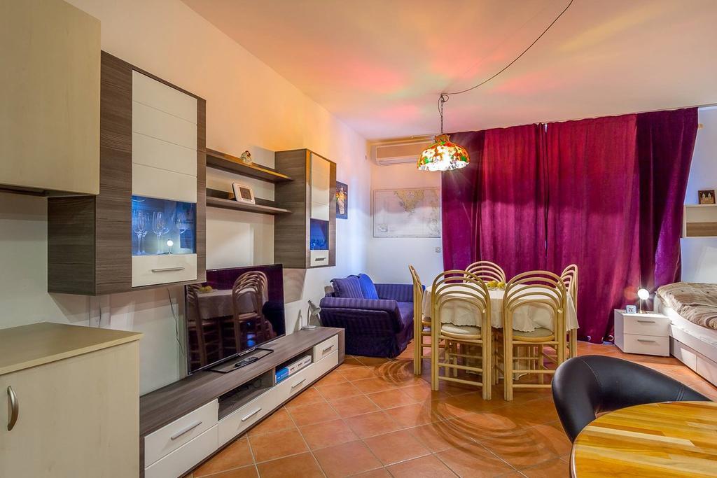 Apartments Villa Ana 메덜린 외부 사진