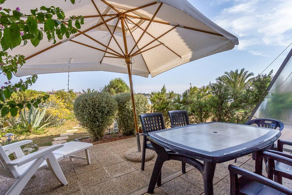 Apartments Villa Ana 메덜린 외부 사진